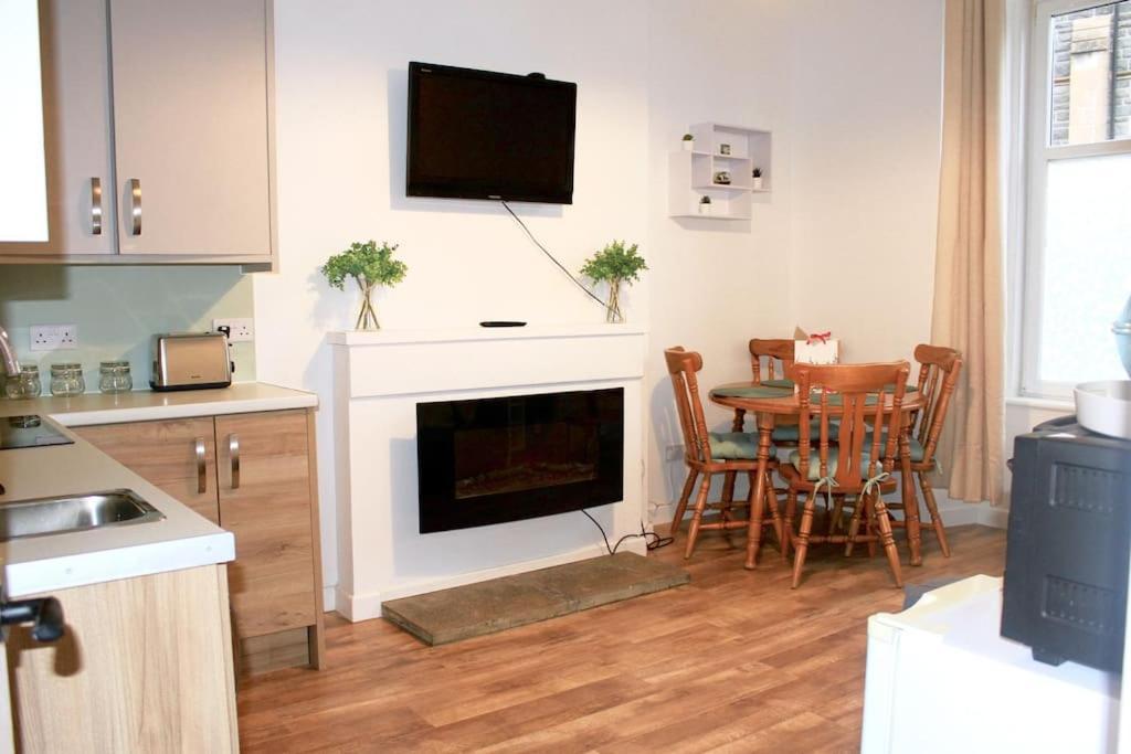 Flat 12A - Central, Modern, Bright Apartment With Free Wifi Обан Екстер'єр фото
